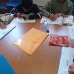 checking for sugar on food packets